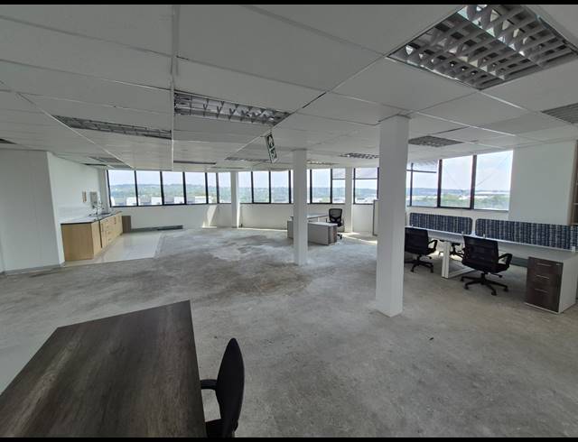 712M² OFFICE TO LET IN RIVONIA